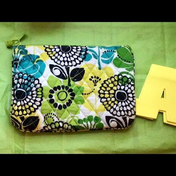 VERA Bradley 👛 - Picture 11 of 11